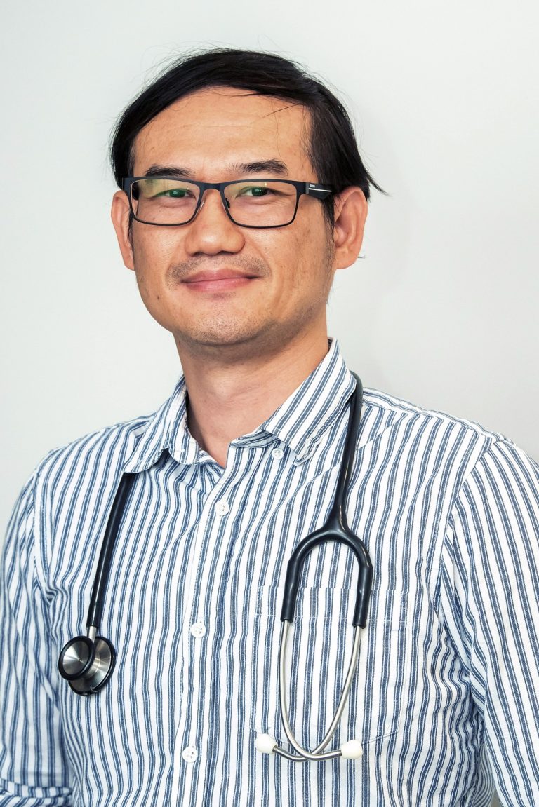 Dr Joshua headshot